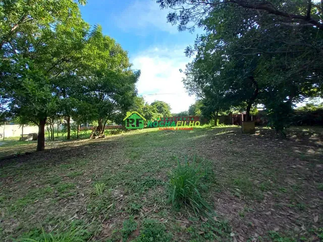 Loja com 665m², para alugar, no bairro Todos os Santos em Teresina