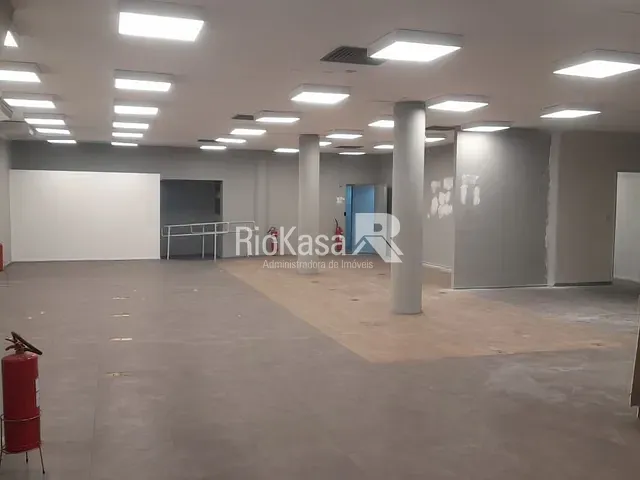 Loja para alugar, no bairro São Cristóvão em Rio de Janeiro