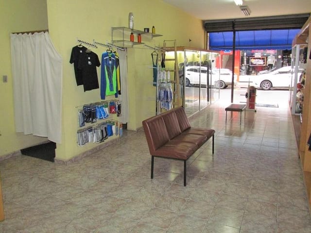 Loja com 211m², à venda, no bairro Centro em Bragança Paulista