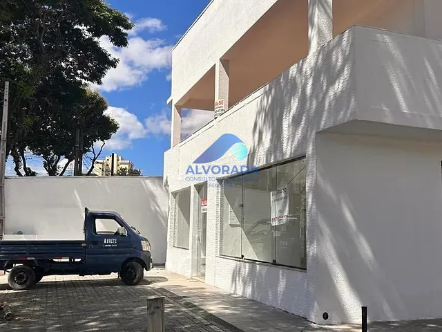 Loja com 430m², para alugar, no bairro Jardim das Indústrias em São José dos Campos