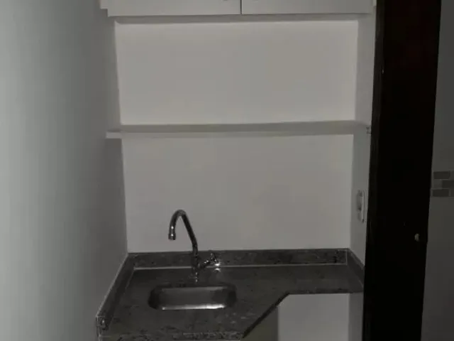 Sala para alugar, no bairro Batel em Curitiba