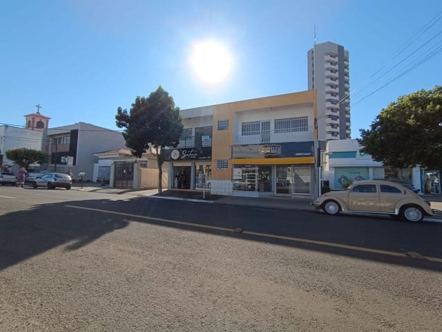 Loja para alugar, no bairro Centro em Cambé