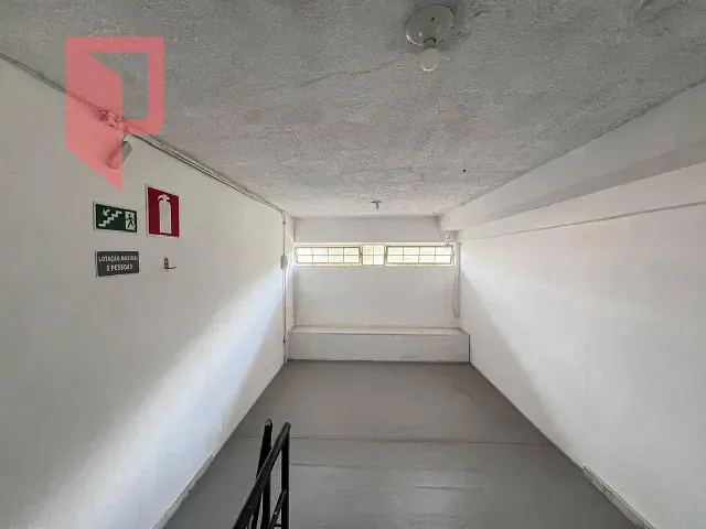 Loja para alugar, no bairro Caiçaras em Belo Horizonte