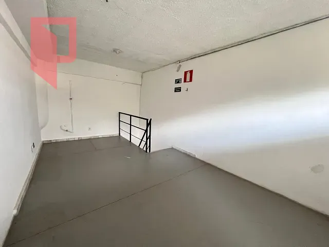 Loja para alugar, no bairro Caiçaras em Belo Horizonte