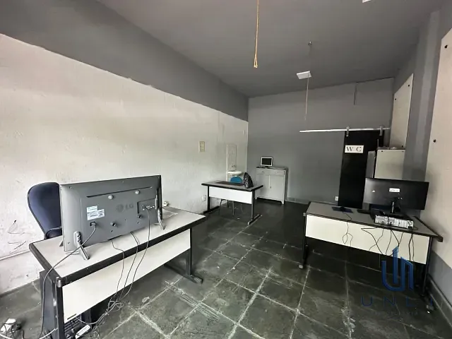 Loja à venda, no bairro Niterói em Volta Redonda