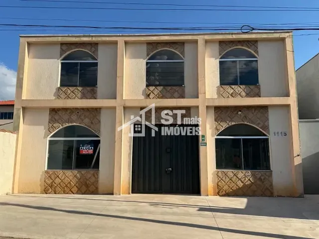 Loja com 300m², para alugar, no bairro Jardim Rio Branco em Andradas