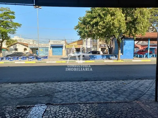 Loja com 100m², para alugar, no bairro Chácara do Visconde em Taubaté