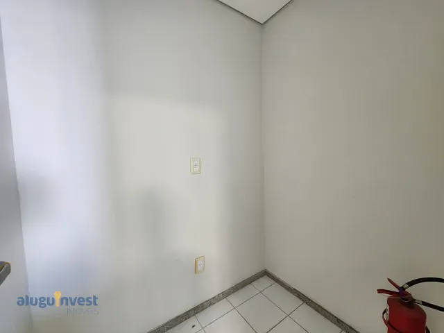 Loja para alugar, no bairro Estreito em Florianópolis