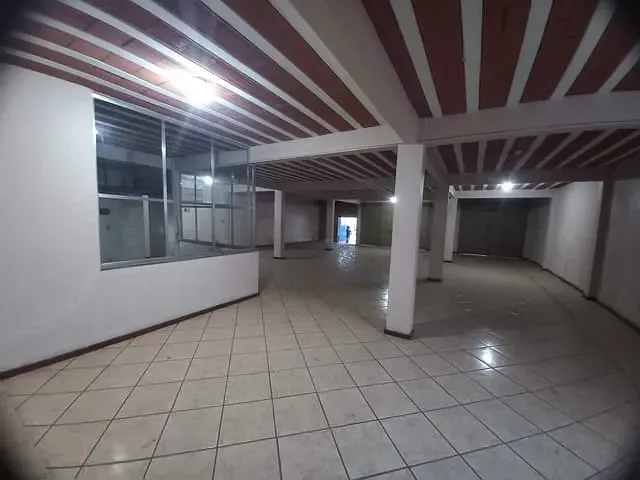 Loja 1 quarto e 3 banheiros, à venda, no bairro Ururaí em Campos dos Goytacazes