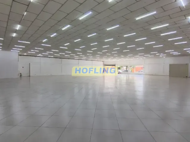 Loja com 1230m², para alugar, no bairro Centro em Rio Claro