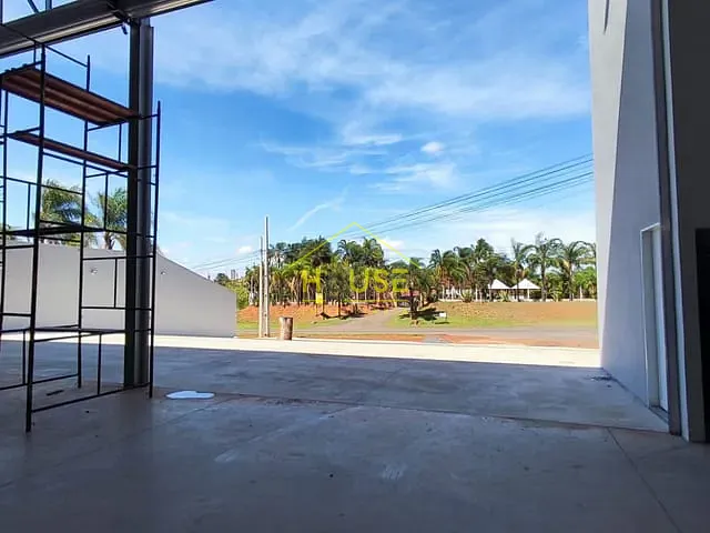 Loja para alugar, no bairro Parque Cidade Jardim II em Votuporanga