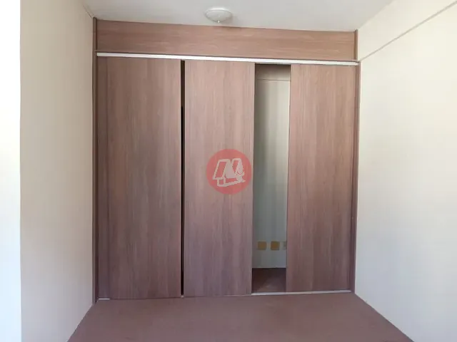 Loja com 46m², à venda, no bairro Floresta em Porto Alegre