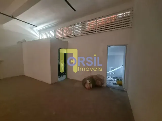 Loja com 266m², à venda, no bairro Centro em Poá
