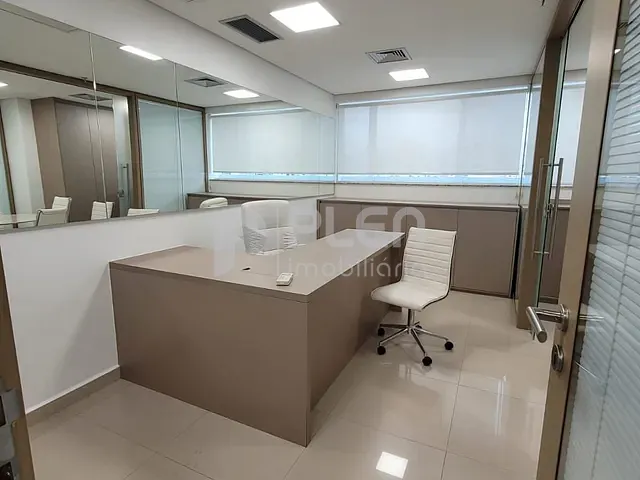 Loja com 120m², para alugar, no bairro Santana em São Paulo