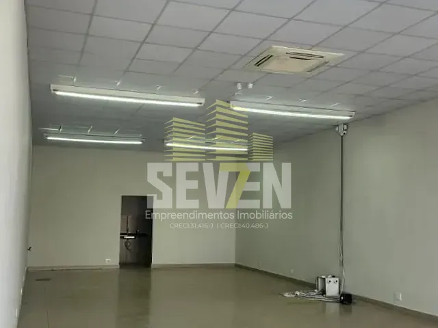 Loja com 140m², à venda ou para alugar, no bairro Jardim Ouro Verde em Bauru