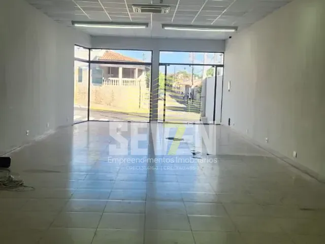Loja com 140m², à venda ou para alugar, no bairro Jardim Ouro Verde em Bauru