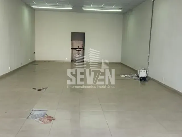 Loja com 140m², à venda ou para alugar, no bairro Jardim Ouro Verde em Bauru