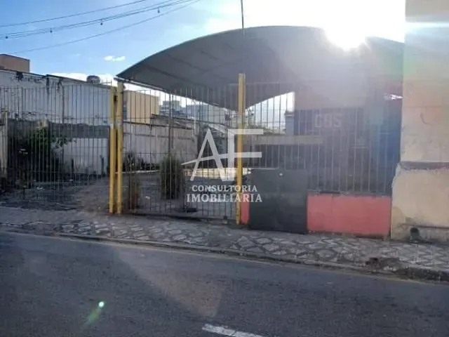 Loja com 750m², à venda, no bairro Centro em Taubaté