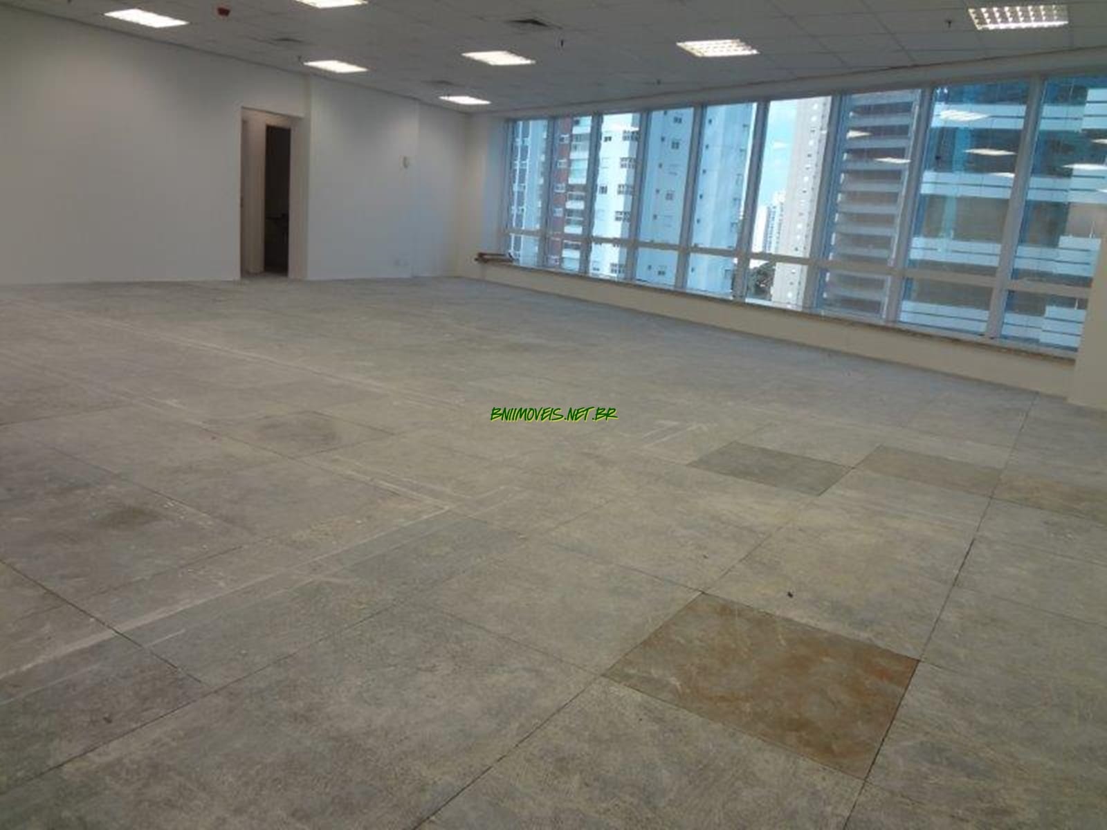 Loja-Salão para alugar, 160m² - Foto 2