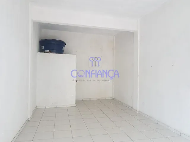 Loja com 38m², para alugar, no bairro Paciência em Rio de Janeiro