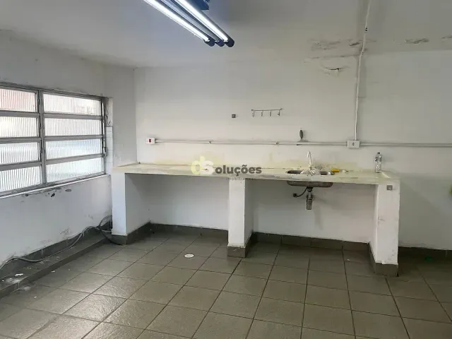 Loja para alugar, no bairro Pinheiros em São Paulo