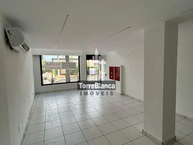 Loja com 90m², para alugar, no bairro Centro em Ponta Grossa