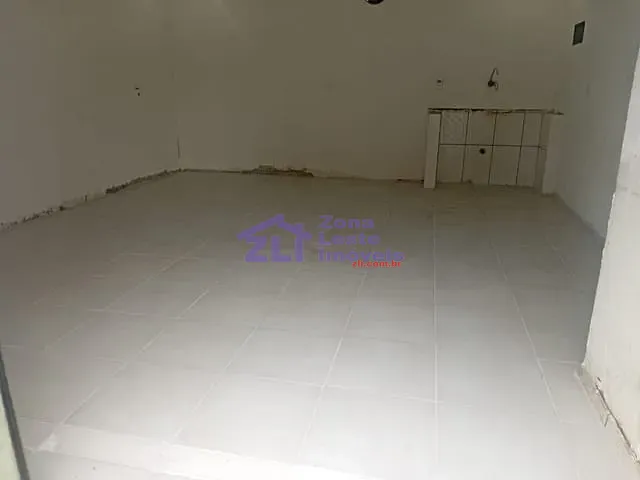 Loja com 45m², para alugar, no bairro Vila Regente Feijó em São Paulo