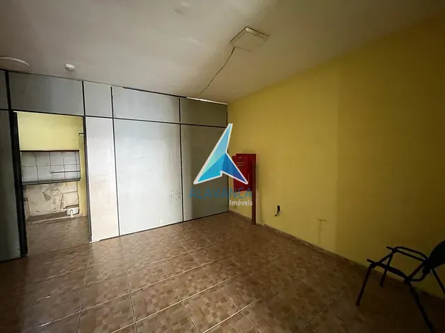 Loja com 71m², para alugar, no bairro Centro em Governador Valadares