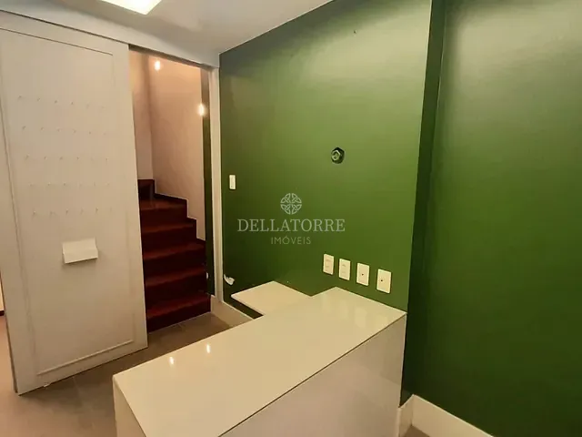 Loja à venda, no bairro Várzea em Teresópolis