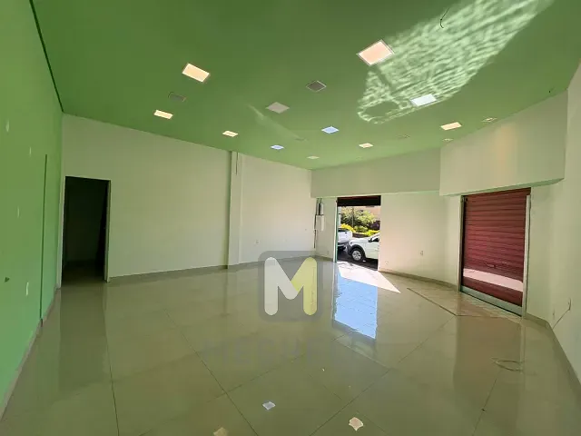 Loja com 118m², para alugar, no bairro Jardim Bela Vista em Serrana