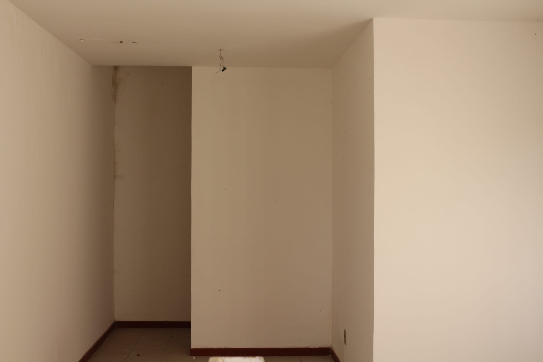 Loja com com 75,19 m2 contando com o mezanino, em local de muito movimento, à venda, Cachoeirinha, Belo Horizonte, MG - Ponto muito comercial. miniatura 19