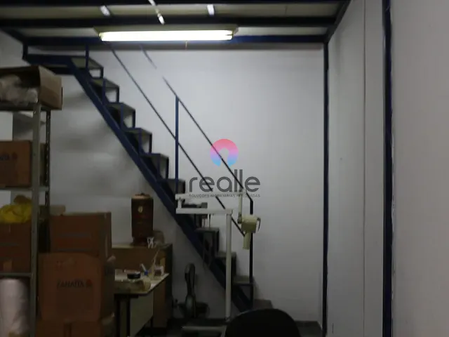 Loja com 400m², à venda, no bairro Cachoeirinha em Belo Horizonte