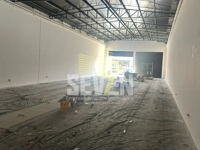 Loja com 1200m², para alugar, no bairro Chácara das Flores em Bauru