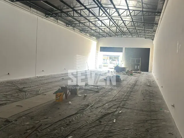 Loja com 1200m², para alugar, no bairro Chácara das Flores em Bauru