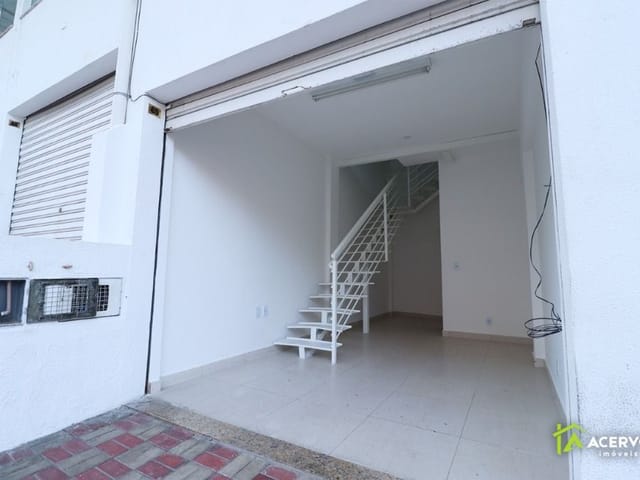 Loja para alugar, no bairro Dom Bosco em Juiz de Fora