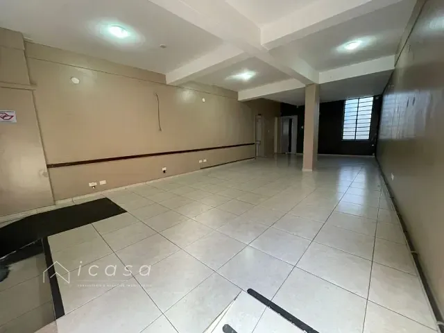 Loja com 125m², para alugar, no bairro Centro em Caçapava