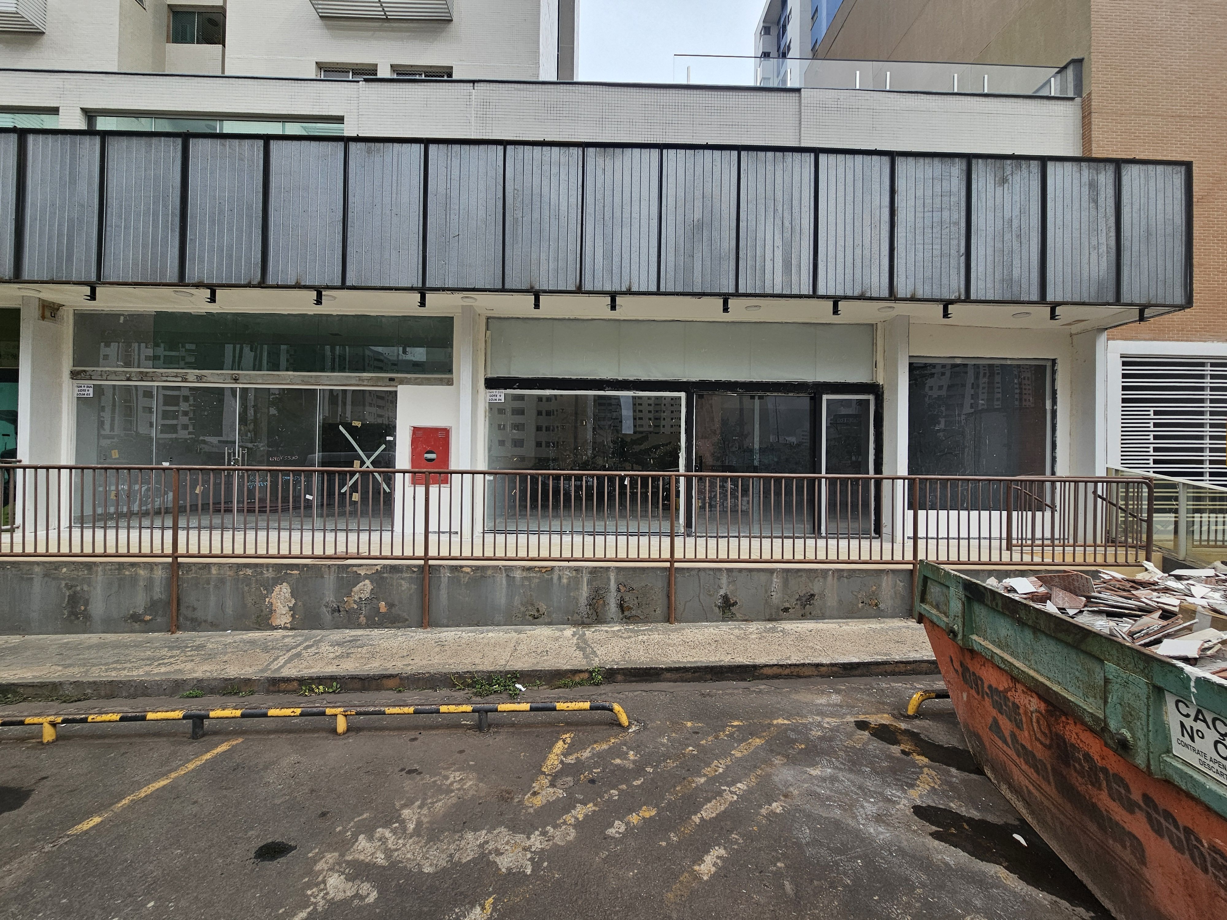 Loja-Salão, 200 m² - Foto 1