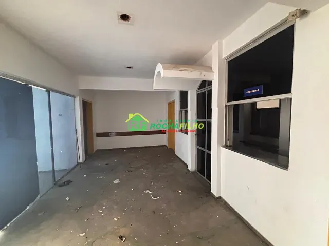 Loja com 1000m² 6 quartos e 1 banheiro, para alugar, no bairro Piçarra em Teresina