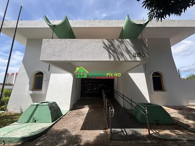 Loja com 1000m² 6 quartos e 1 banheiro, para alugar, no bairro Piçarra em Teresina