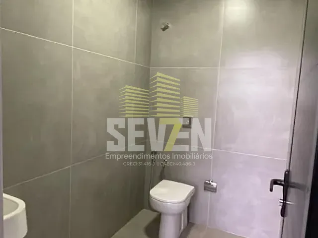 Loja com 600m², para alugar, no bairro Vila Cardia em Bauru