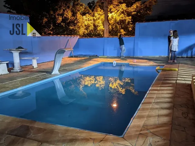 Loja com 354m², à venda, no bairro Parque Residencial Santo André em Caçapava