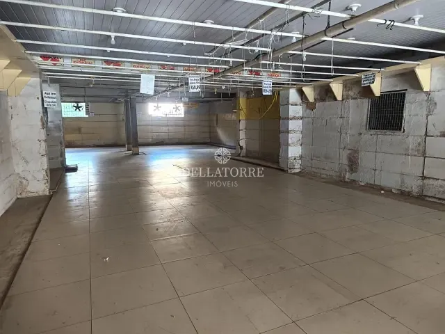 Loja para alugar, no bairro Várzea em Teresópolis