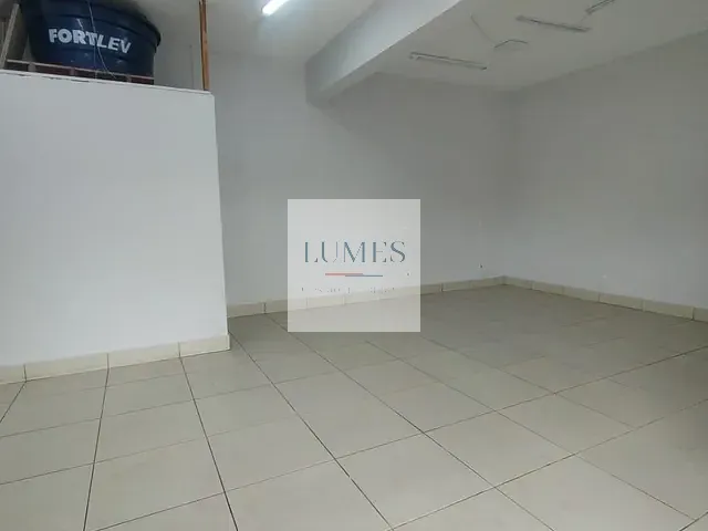 Loja com 297m², para alugar, no bairro Jardim Europa I em Santa Bárbara D'Oeste
