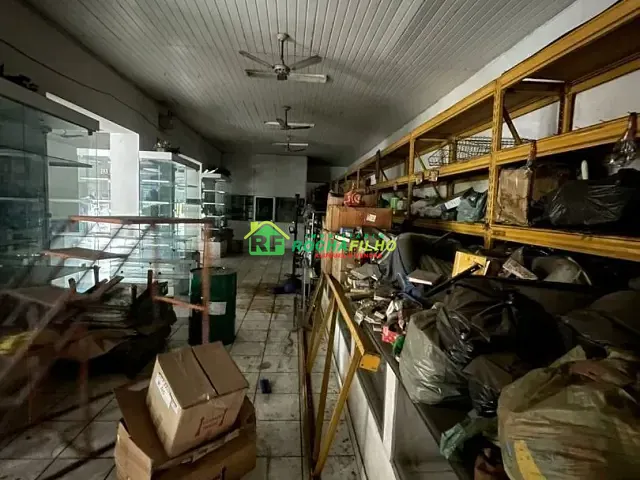Loja com 600m², à venda ou para alugar, no bairro Centro em Teresina