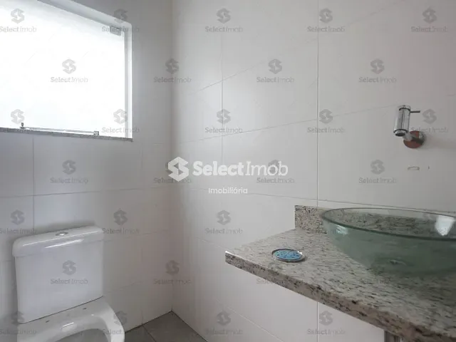 Salão com 200m², para alugar, no bairro Jardim Itapeva em Mauá