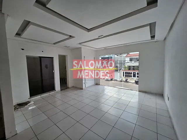 Loja para alugar, no bairro Umarizal em Belém