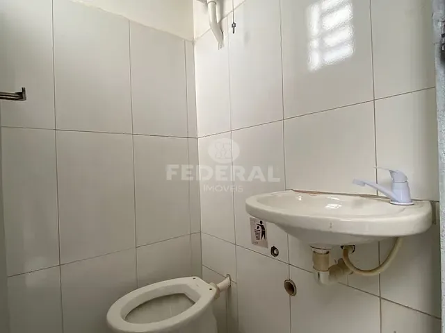 Loja com 40m², para alugar, no bairro Jardim Goiás em Goiânia