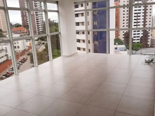 Sala à venda, no bairro Juvevê em Curitiba