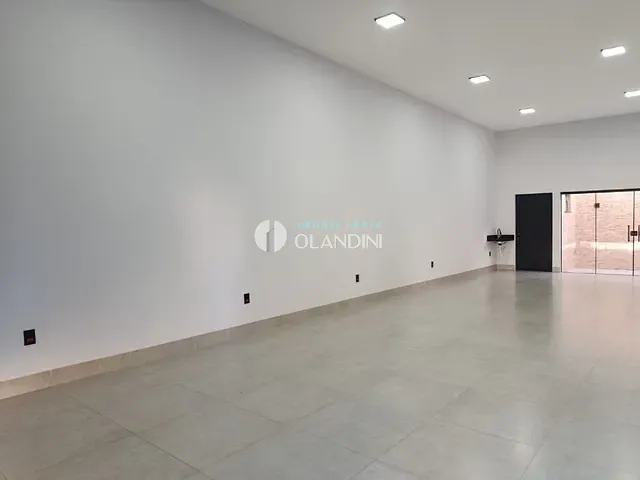 Loja com 200m², para alugar, no bairro Jardim Planalto II em Artur Nogueira