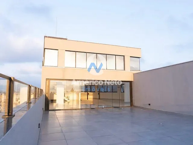 Loja com 302m², para alugar, no bairro Parque Jaçatuba em Santo André